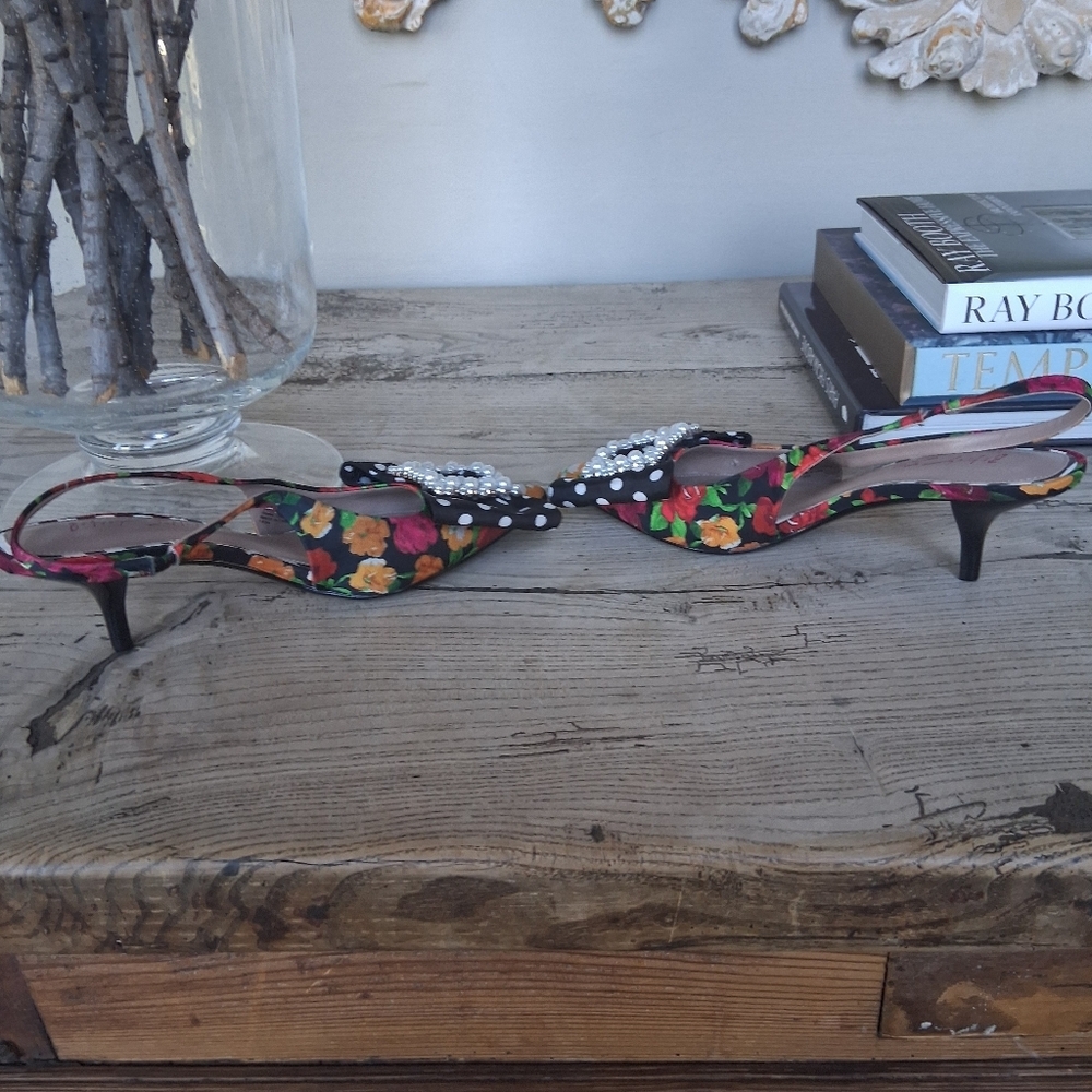 Betsey JohnsonBirdie Floral Slingback Bow Pumps Size 7 - Picture 9 of 14